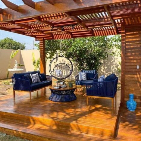 Terrazas con pérgolas. - TERRAZAS CASA