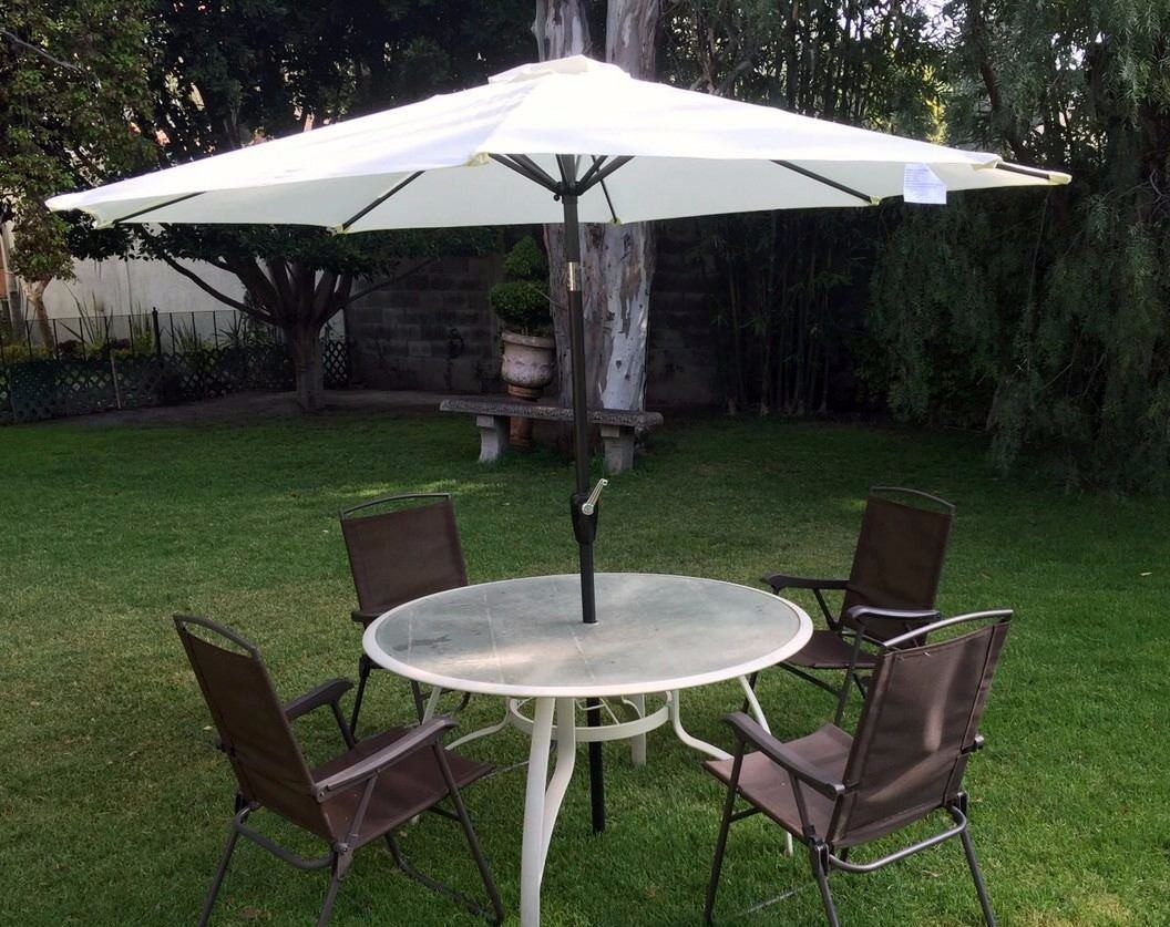 +15 ideas de terrazas con sombrillas de diferentes colores TERRAZAS CASA